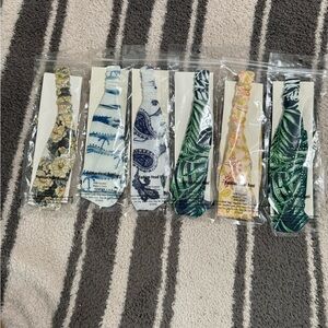 New Twisted Headband “LOT OF 6”
One size